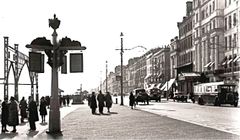 Entrance-to-St-Leonards-Pier-1930s